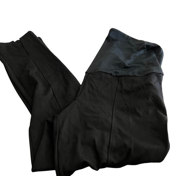 Isabel Maternity by Ingrid & Isabel Black Ponte Maternity Pants - Medium - NWT - Picture 1 of 10